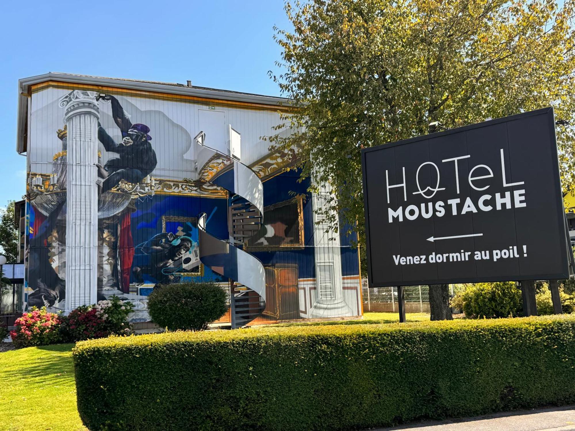 Hôtel Moustache Lille - Seclin Exterior foto