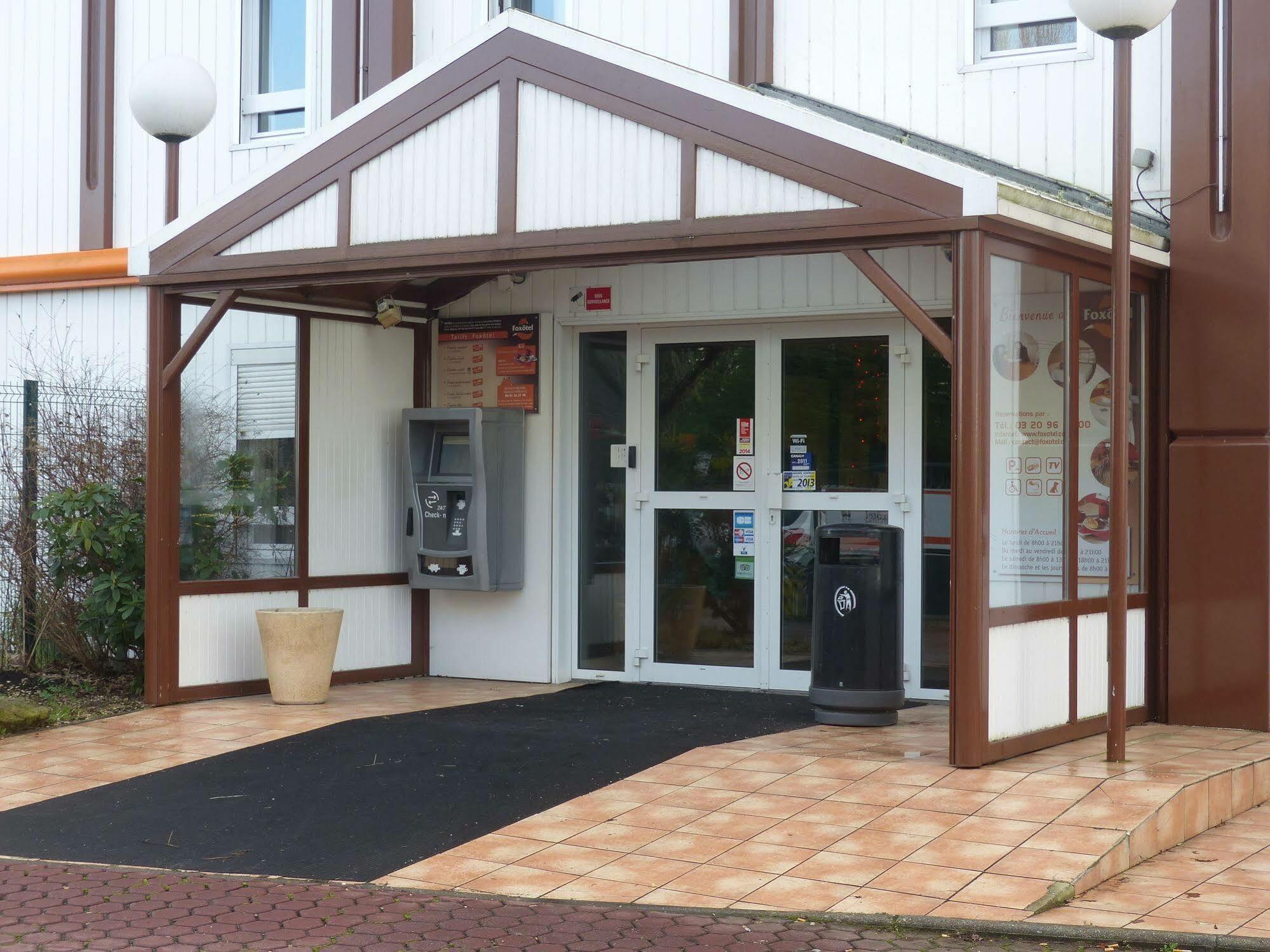 Hôtel Moustache Lille - Seclin Exterior foto